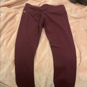 Fabletic yoga pants perfect condition no pealing